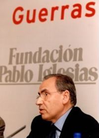 FONDO ACTOS Y ACTIVIDADES DE LA FUNDACIÓN PABLO IGLESIAS FOT-030704 - (21-11-2001)