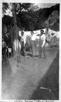 FONDO AMARO ROSAL DÍAZ FOT-008347 - (192-?)